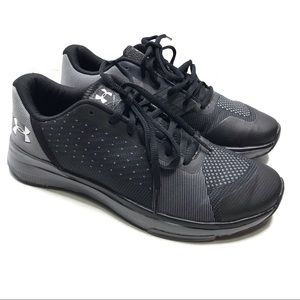 UNDER ARMOUR | sz 8.5 black show stopper shoes